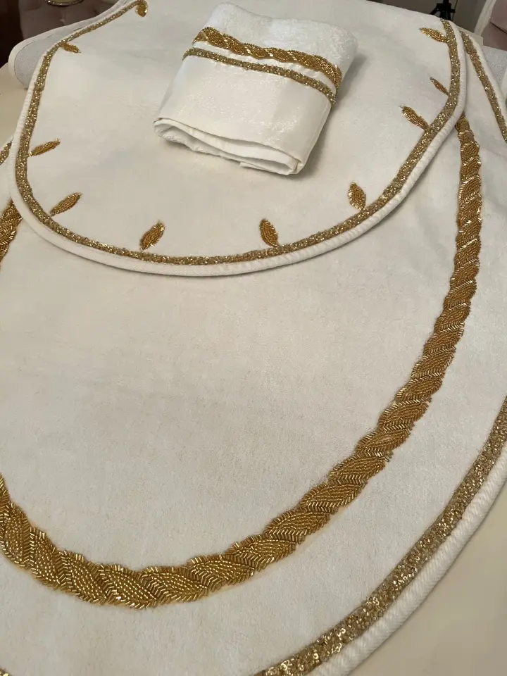 Gold Sequin Stripe Carpet Mat Set